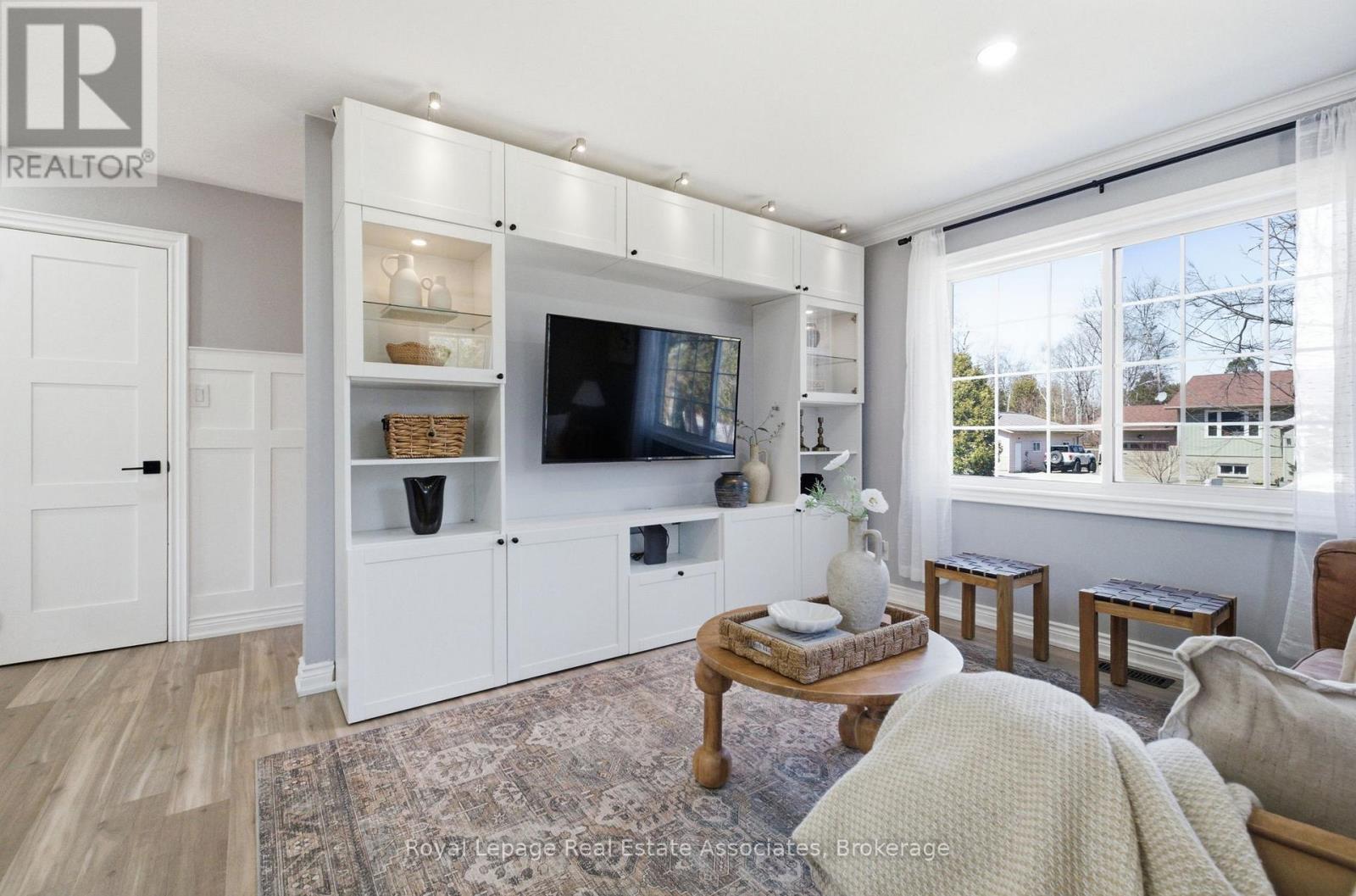 8 Beaverdale Crescent, Georgina, Ontario  L0E 1N0 - Photo 13 - N13053700