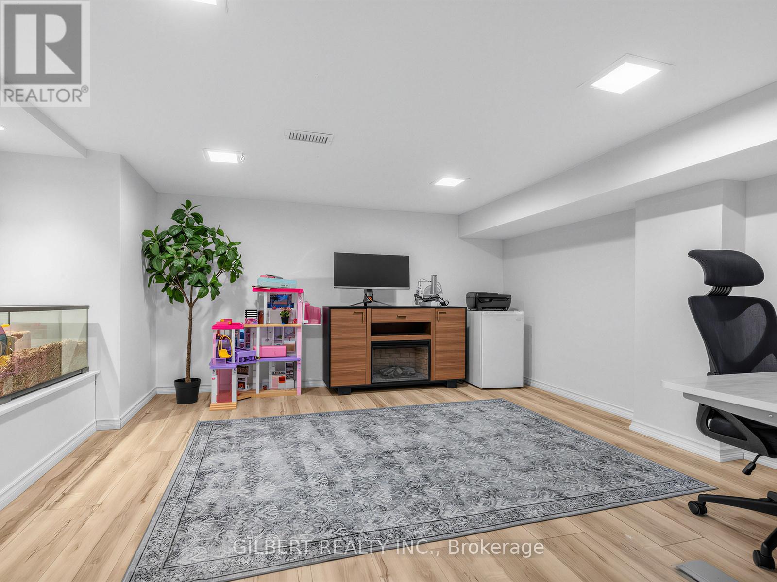 313 Winnifred Drive, Georgina, Ontario  L4P 3B4 - Photo 30 - N13053816