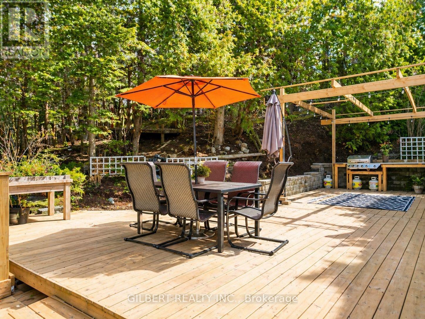 313 Winnifred Drive, Georgina, Ontario  L4P 3B4 - Photo 4 - N13053816