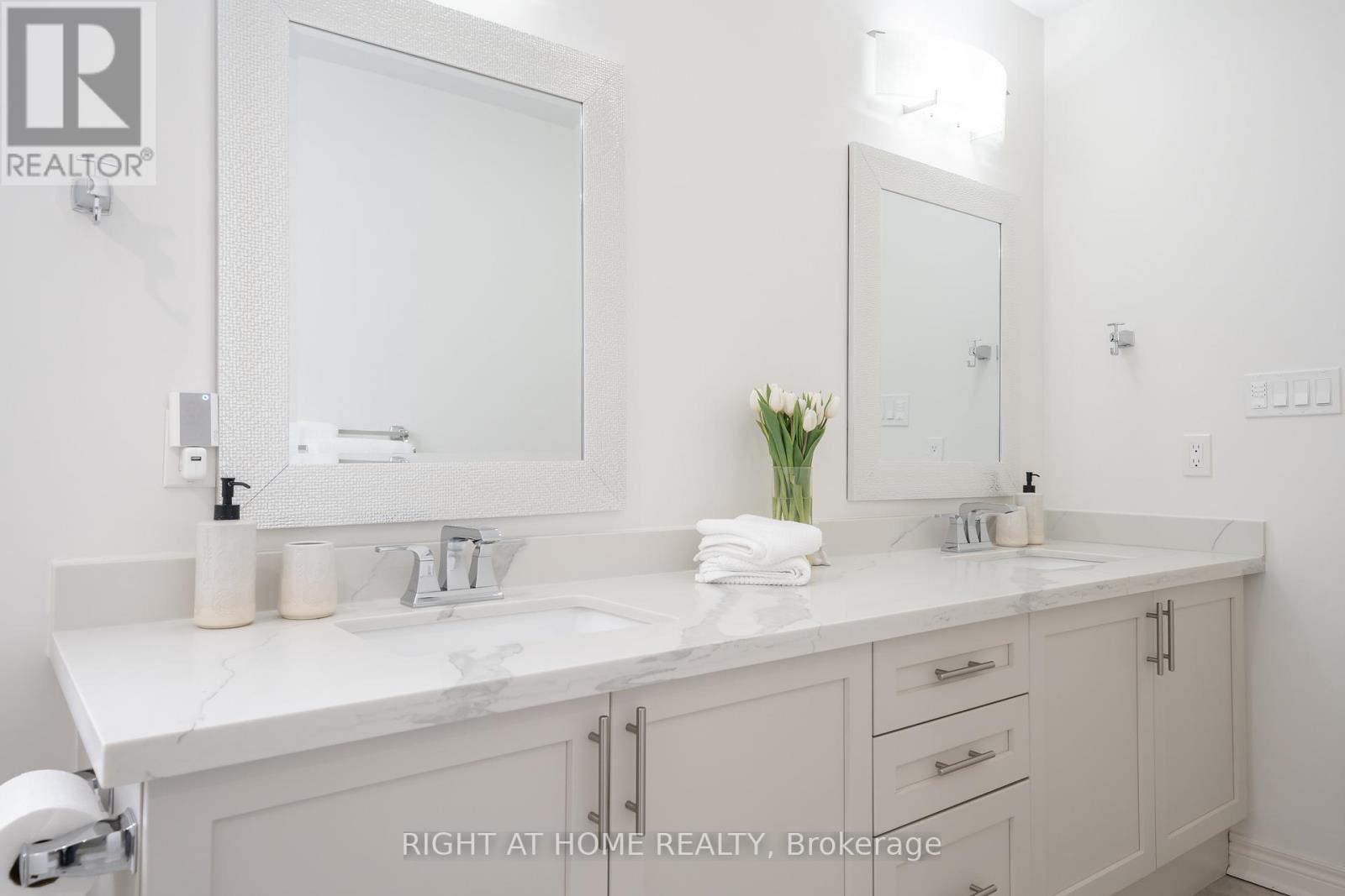 12 Tupling Street, Bradford West Gwillimbury (Bradford), Ontario  L3Z 0W8 - Photo 33 - N13053866