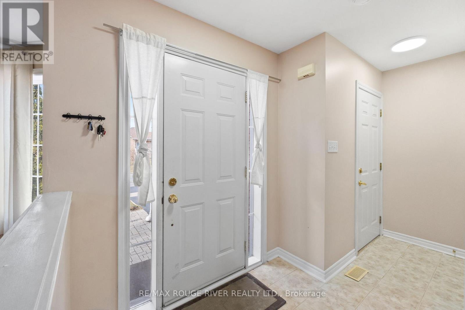 766 Munson Crescent, Cobourg, Ontario  K9A 5N9 - Photo 10 - X12994896