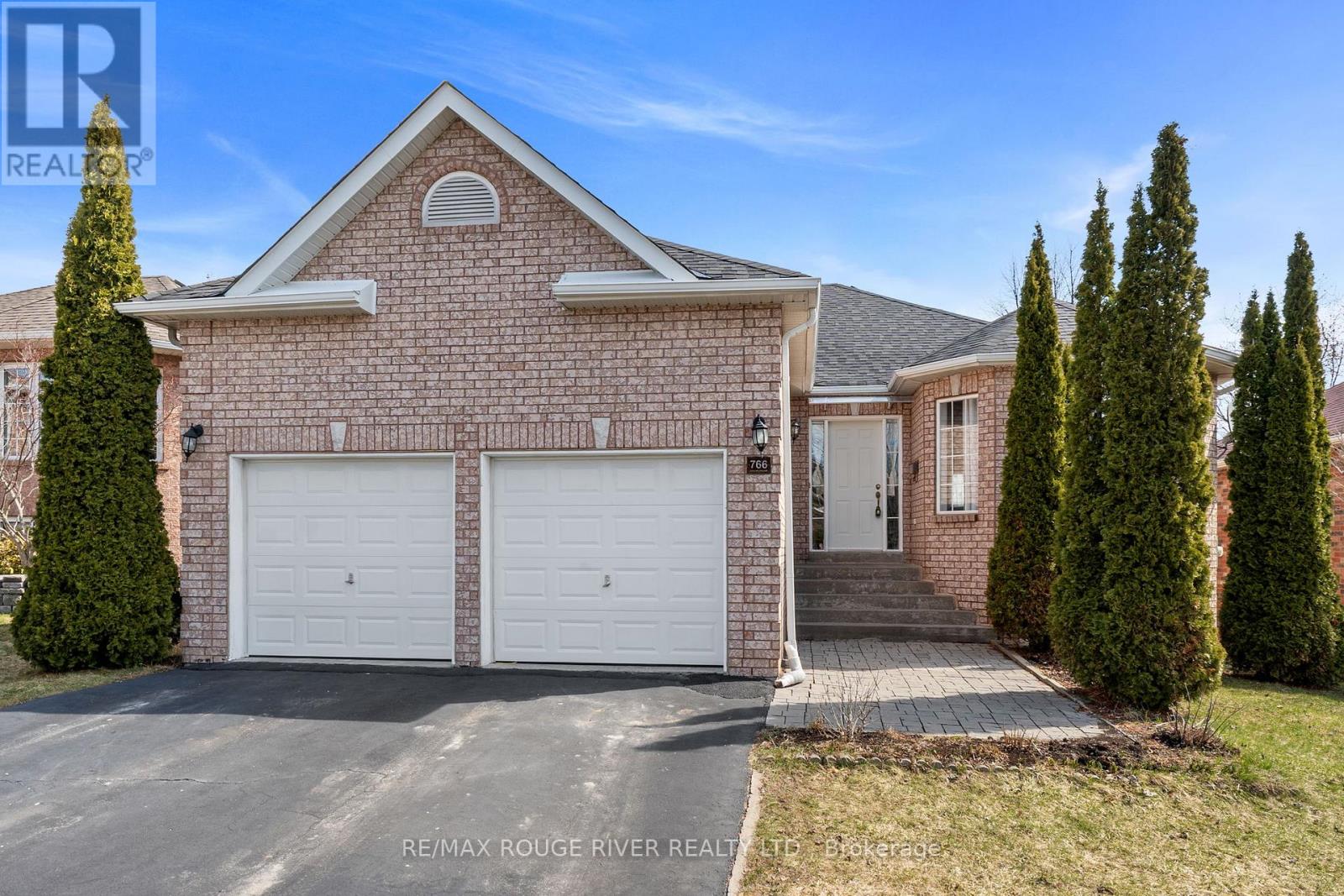 766 MUNSON CRESCENT, Cobourg, Ontario