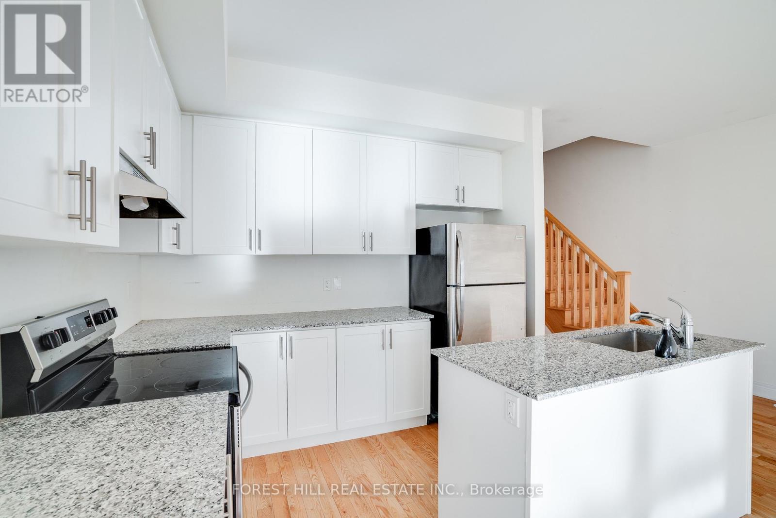 41 Hiawatha Court, Vaughan, Ontario  L4L 0J2 - Photo 13 - N13032886