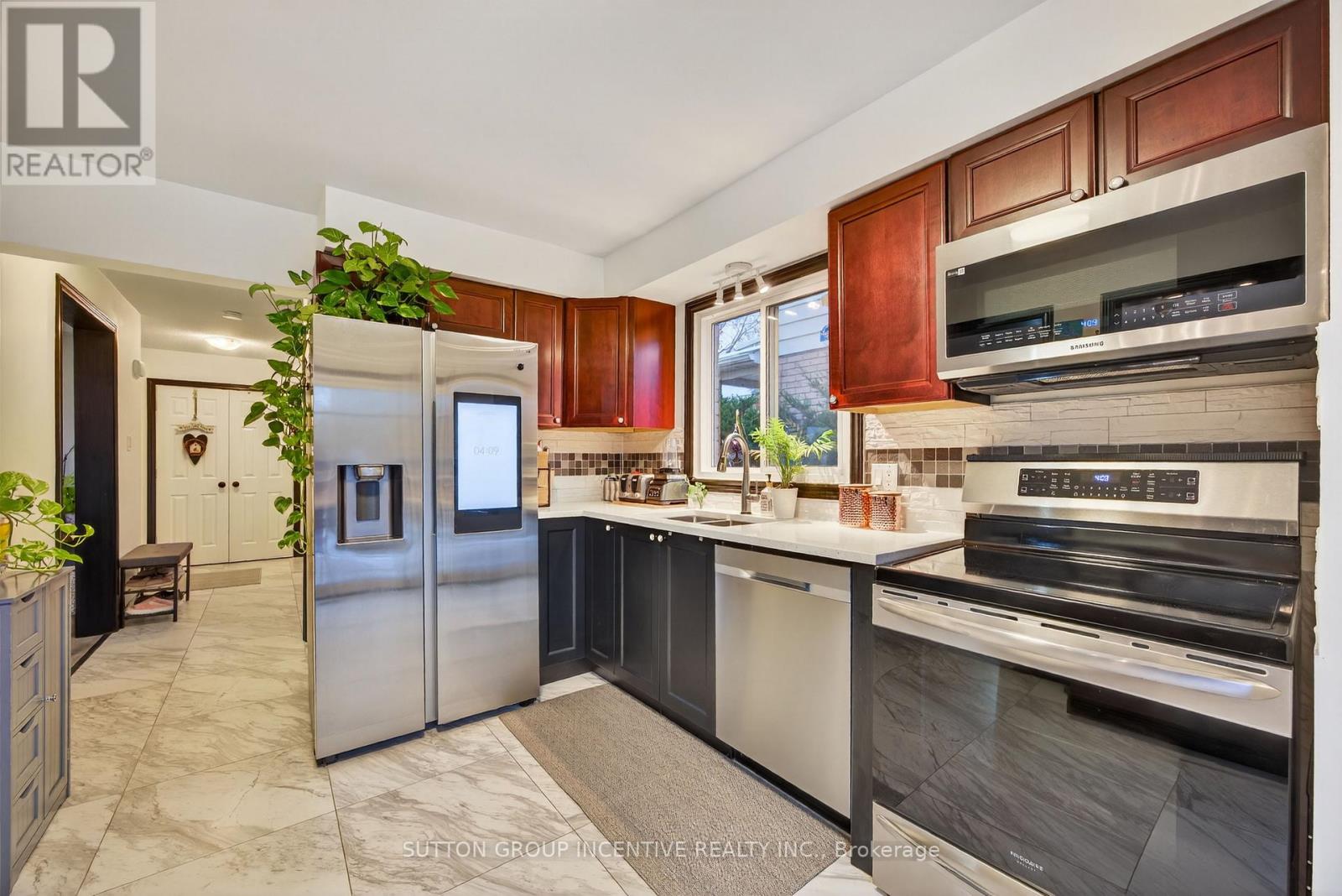 113 Garden Drive, Barrie, Ontario  L4N 5T9 - Photo 15 - S12939004