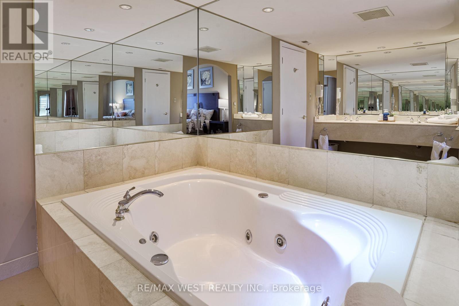 2076-77 - 90 Highland Drive, Oro-Medonte, Ontario  L0L 2L0 - Photo 9 - S13053772