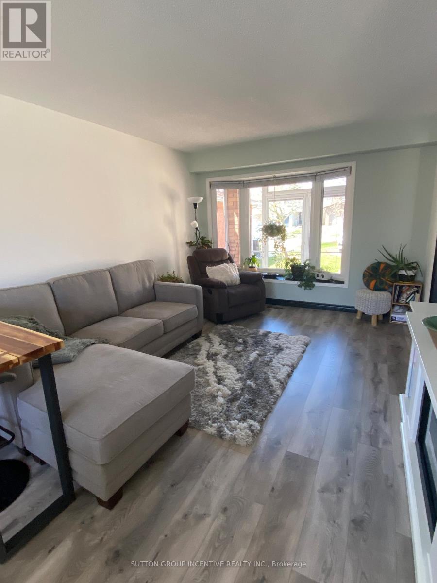 113 Garden Drive, Barrie, Ontario  L4N 5T9 - Photo 12 - S12939004