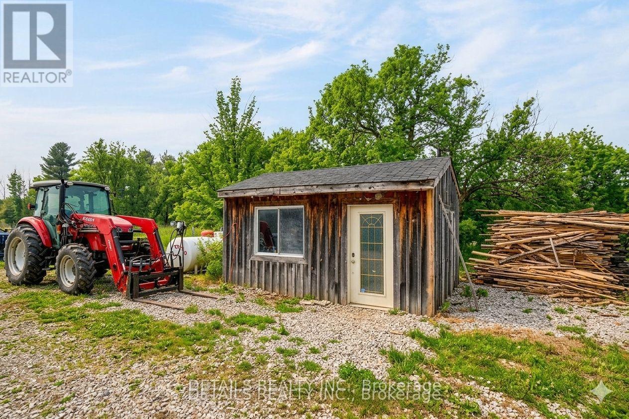 678 Rte 400 E Route, The Nation, Ontario  K0A 1M0 - Photo 42 - X12979532