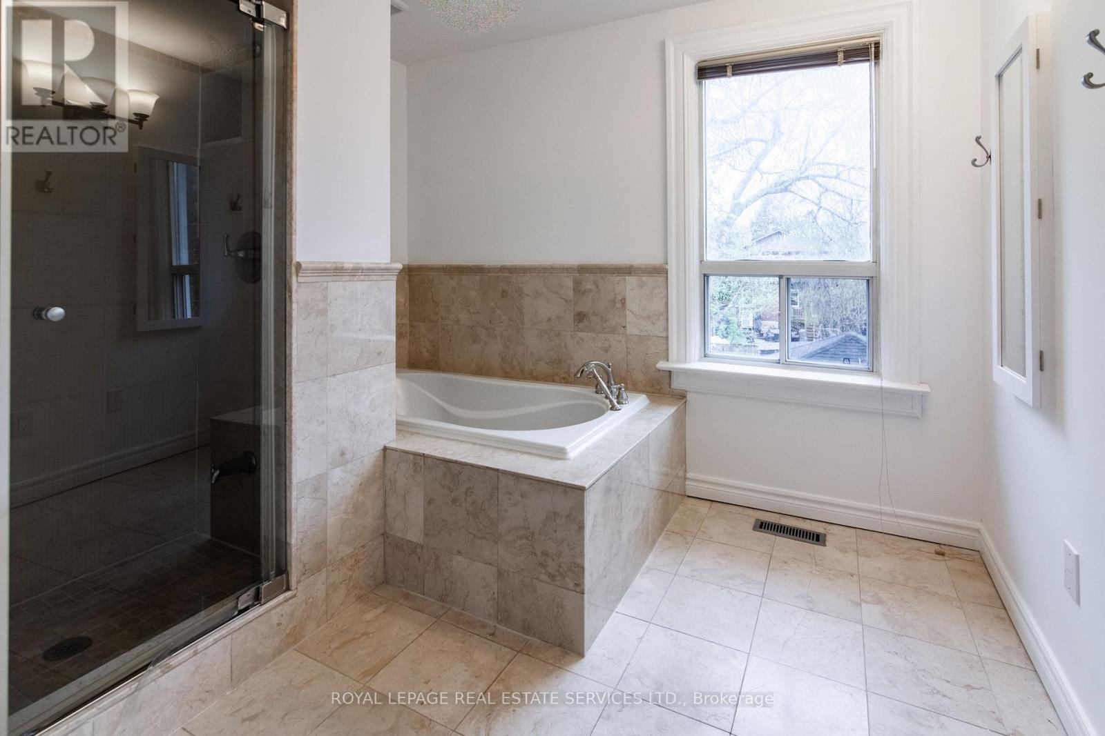 40 Prince Rupert Avenue, Toronto, Ontario  M6P 2A7 - Photo 25 - W13049990