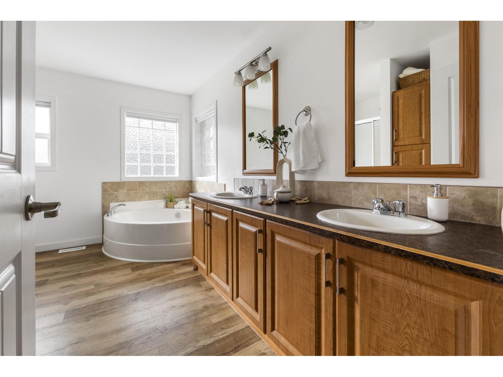 23544 20 Avenue, Langley, British Columbia  V2Z 2Z7 - Photo 13 - R3092697