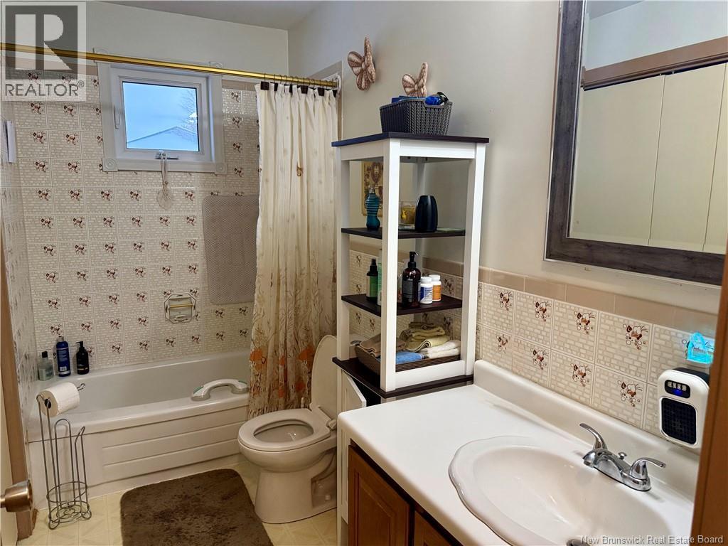 4330 Rue Beauregard, Tracadie, New Brunswick  E1X 1C4 - Photo 20 - NB136393