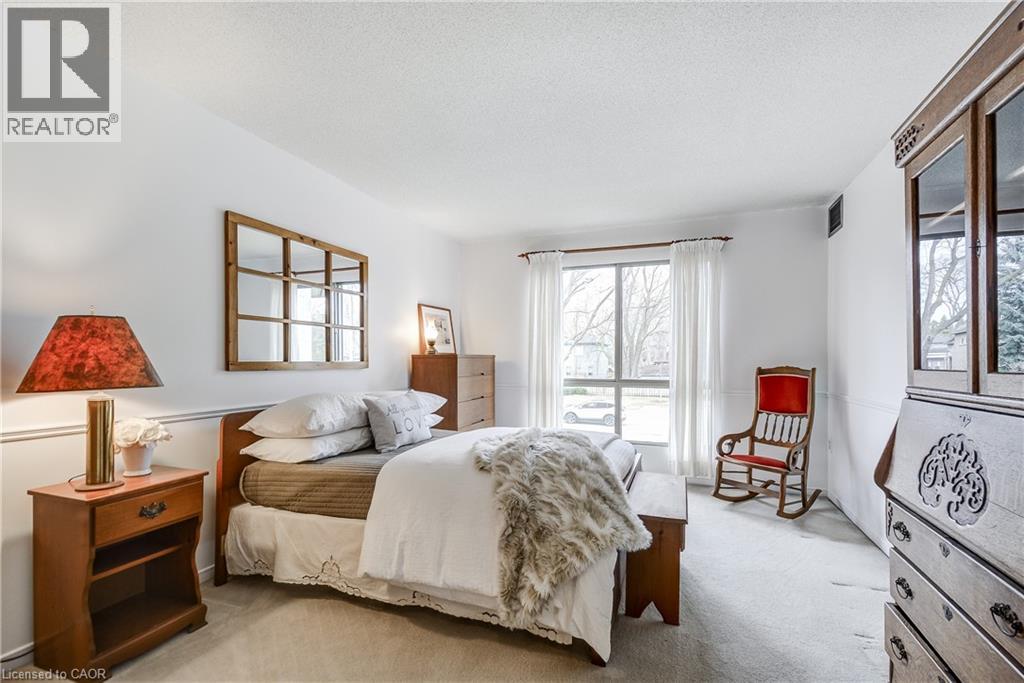 1201 North Shore Boulevard Unit# 204, Burlington, Ontario  L7S 1Z5 - Photo 22 - 40820576