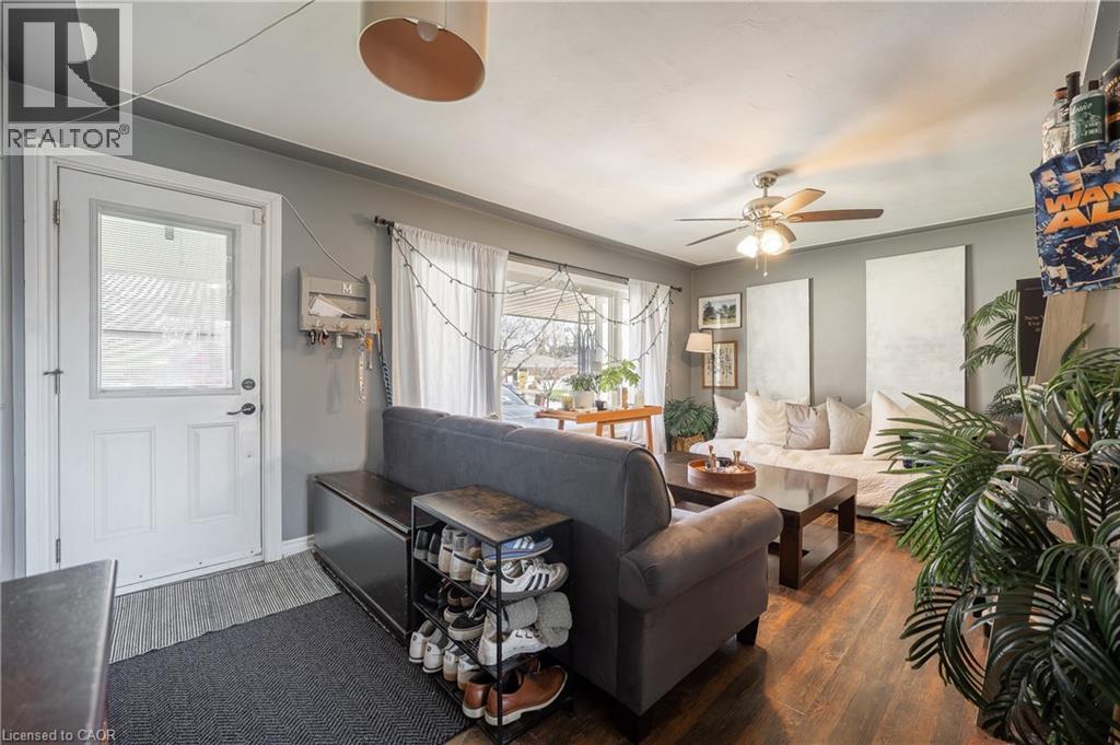 211 Dixon Street, Kitchener, Ontario  N2G 3E8 - Photo 11 - 40823985