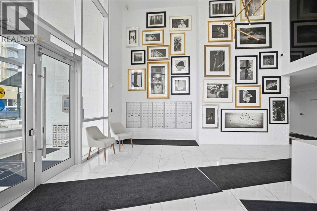 415, 8445 Broadcast Avenue SW, Calgary, Alberta  T3H 6B5 - Photo 5 - A2305255