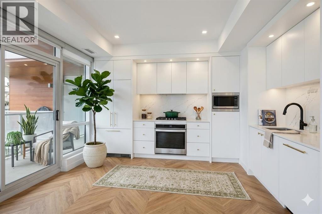 415, 8445 Broadcast Avenue SW, Calgary, Alberta  T3H 6B5 - Photo 7 - A2305255