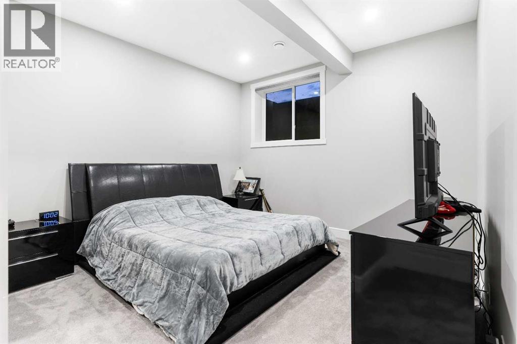 876 East Lakeview Road, Chestermere, Alberta  T1X 0W7 - Photo 38 - A2305748