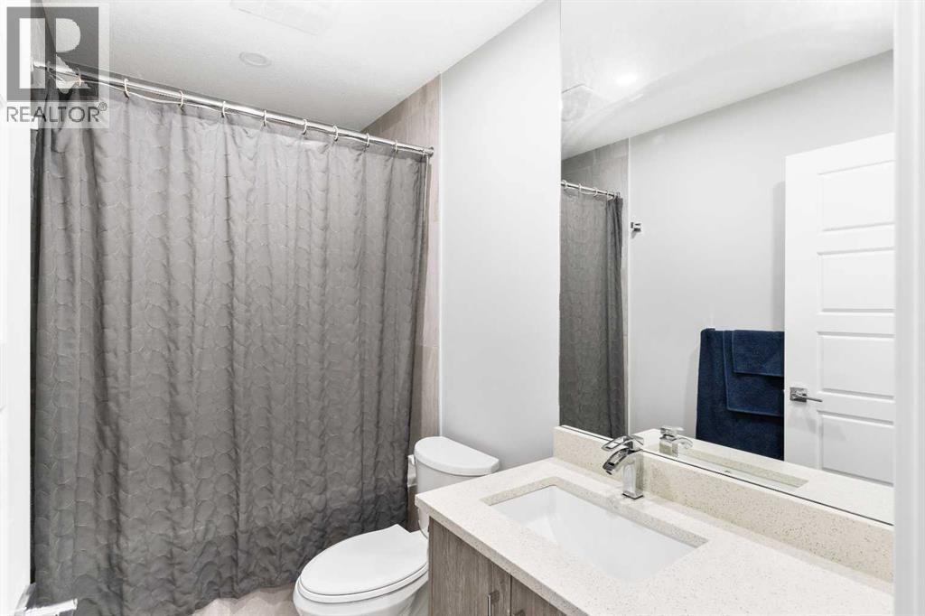 876 East Lakeview Road, Chestermere, Alberta  T1X 0W7 - Photo 24 - A2305748