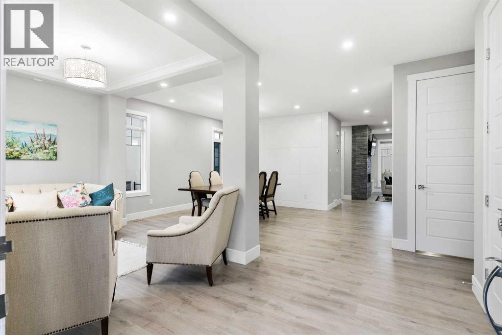 876 East Lakeview Road, Chestermere, Alberta  T1X 0W7 - Photo 4 - A2305748