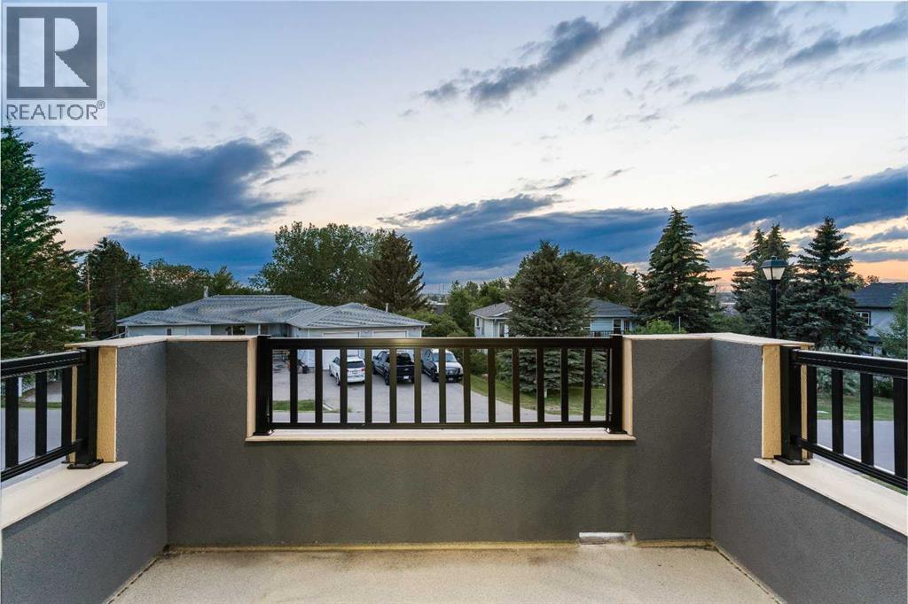 876 East Lakeview Road, Chestermere, Alberta  T1X 0W7 - Photo 27 - A2305748