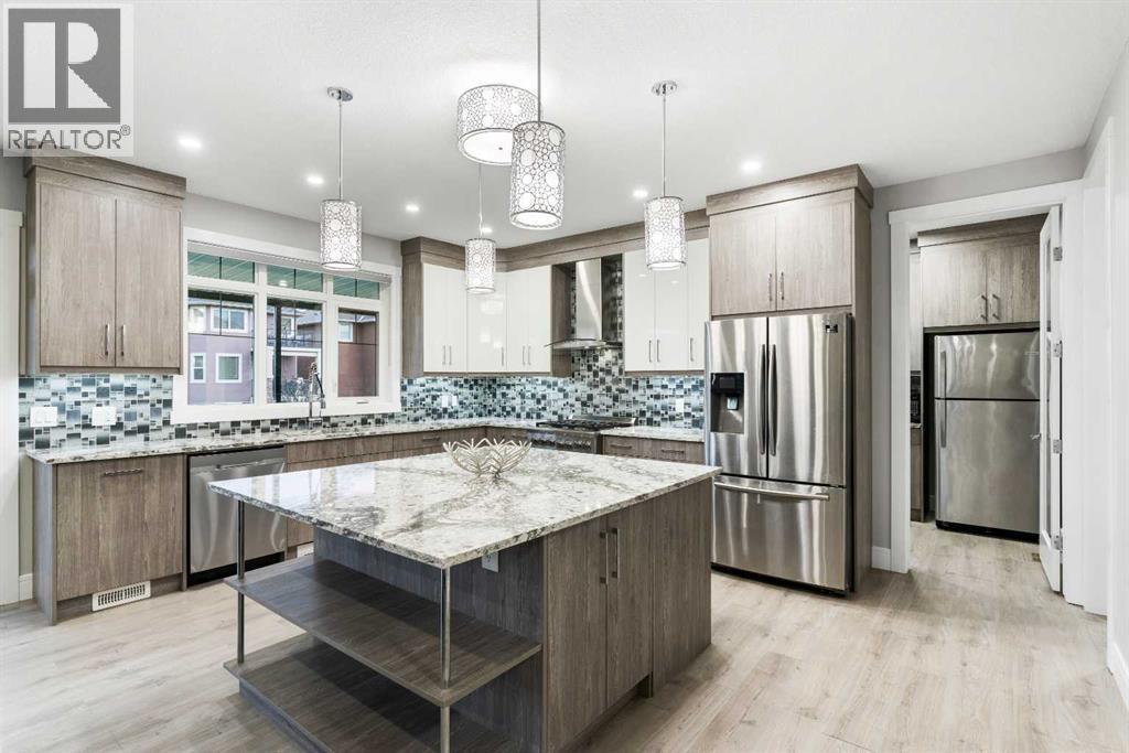 876 East Lakeview Road, Chestermere, Alberta  T1X 0W7 - Photo 13 - A2305748