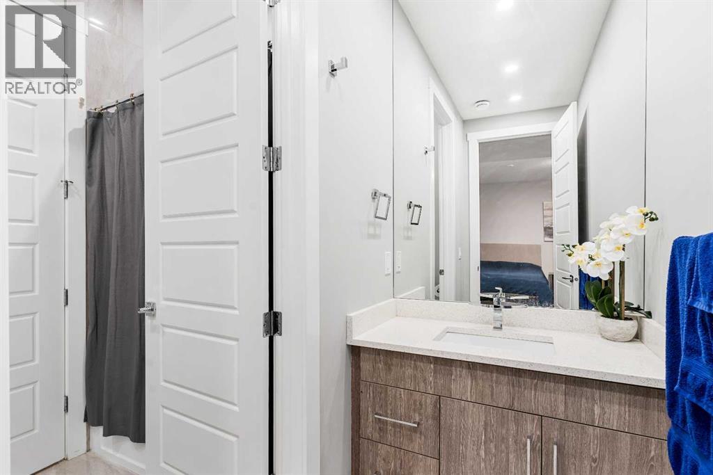 876 East Lakeview Road, Chestermere, Alberta  T1X 0W7 - Photo 43 - A2305748