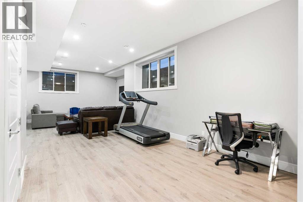 876 East Lakeview Road, Chestermere, Alberta  T1X 0W7 - Photo 40 - A2305748