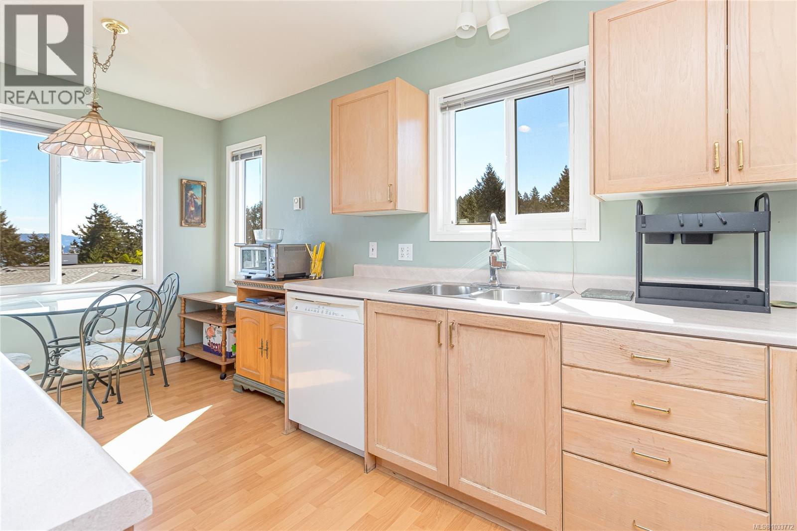 366 Petroglyph Cres, Nanaimo, British Columbia  V9R 5K1 - Photo 2 - 1033772