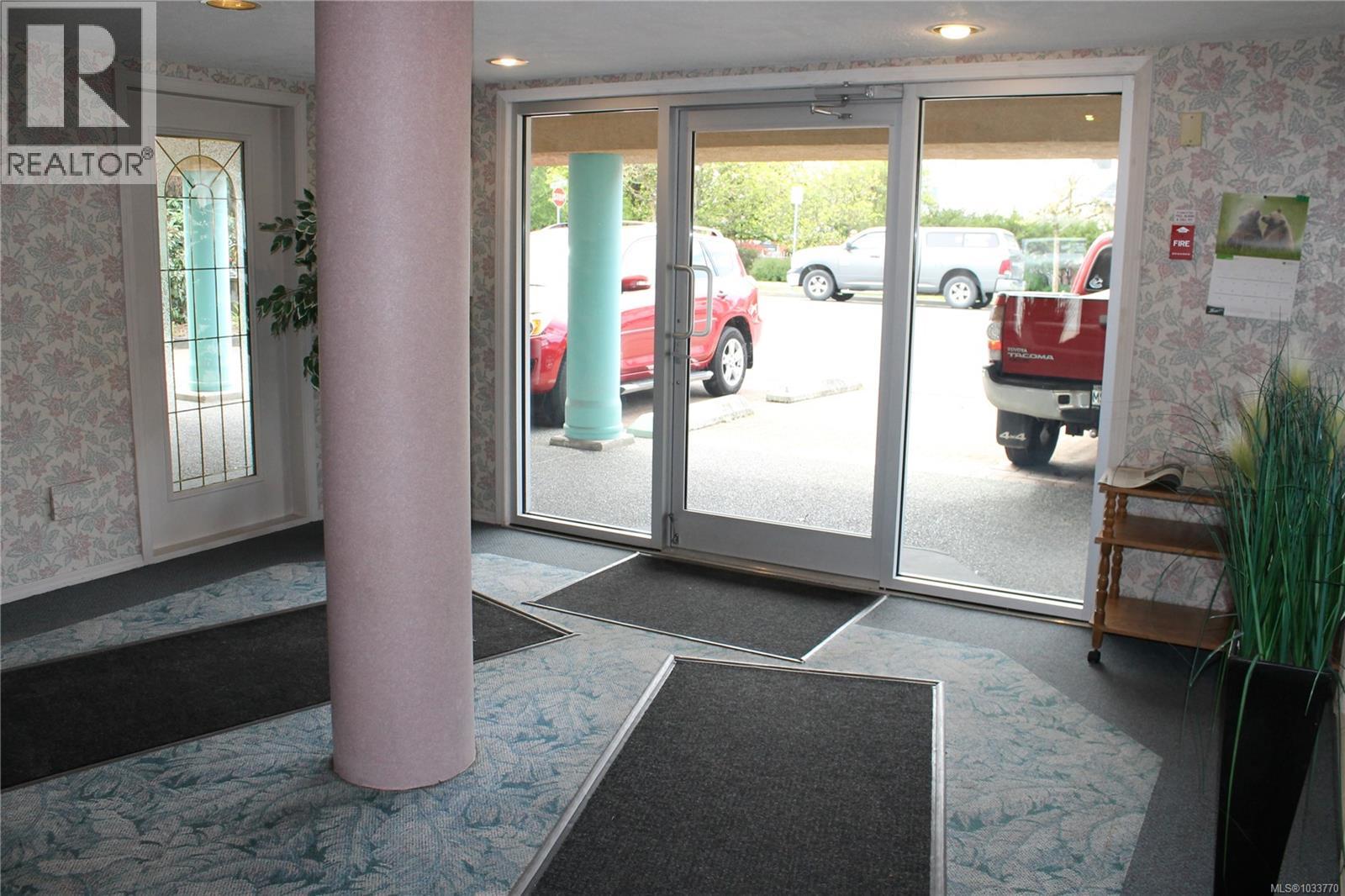 203 300 Bundock Ave, Duncan, British Columbia  V9L 3N9 - Photo 3 - 1033770