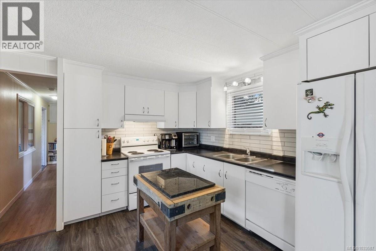 7 1247 Arbutus Rd, Parksville, British Columbia  V9P 1R4 - Photo 10 - 1033587