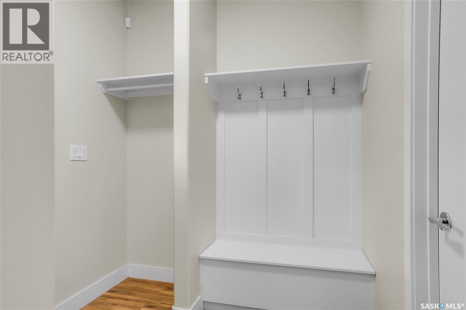 305 Clarence Avenue S, Saskatoon, Saskatchewan  S7N 1H5 - Photo 15 - SK034162