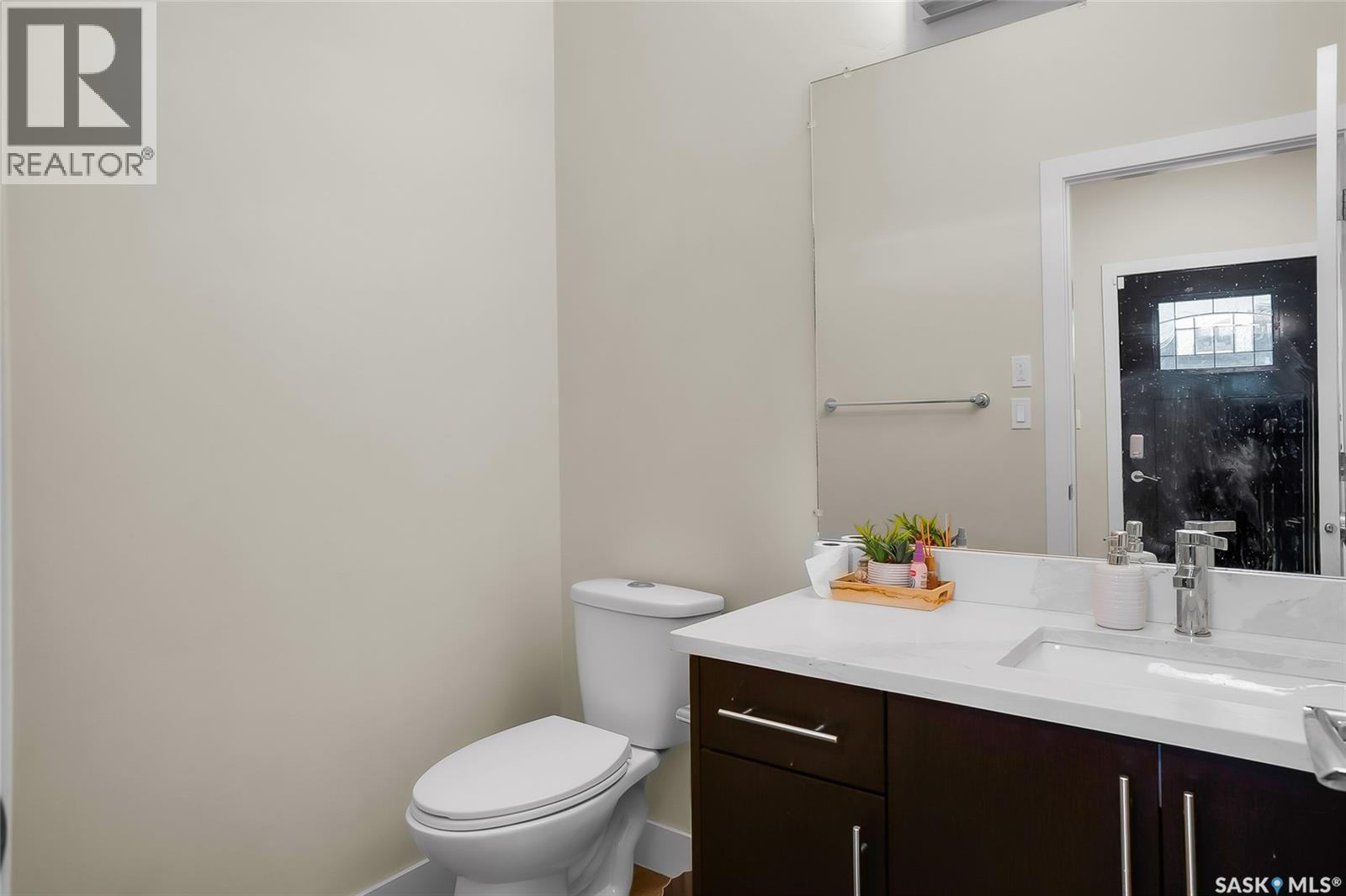 305 Clarence Avenue S, Saskatoon, Saskatchewan  S7N 1H5 - Photo 16 - SK034162