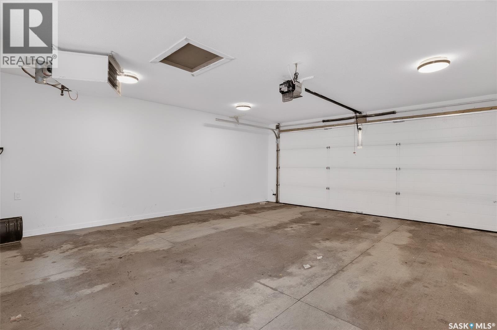 305 Clarence Avenue S, Saskatoon, Saskatchewan  S7N 1H5 - Photo 36 - SK034162