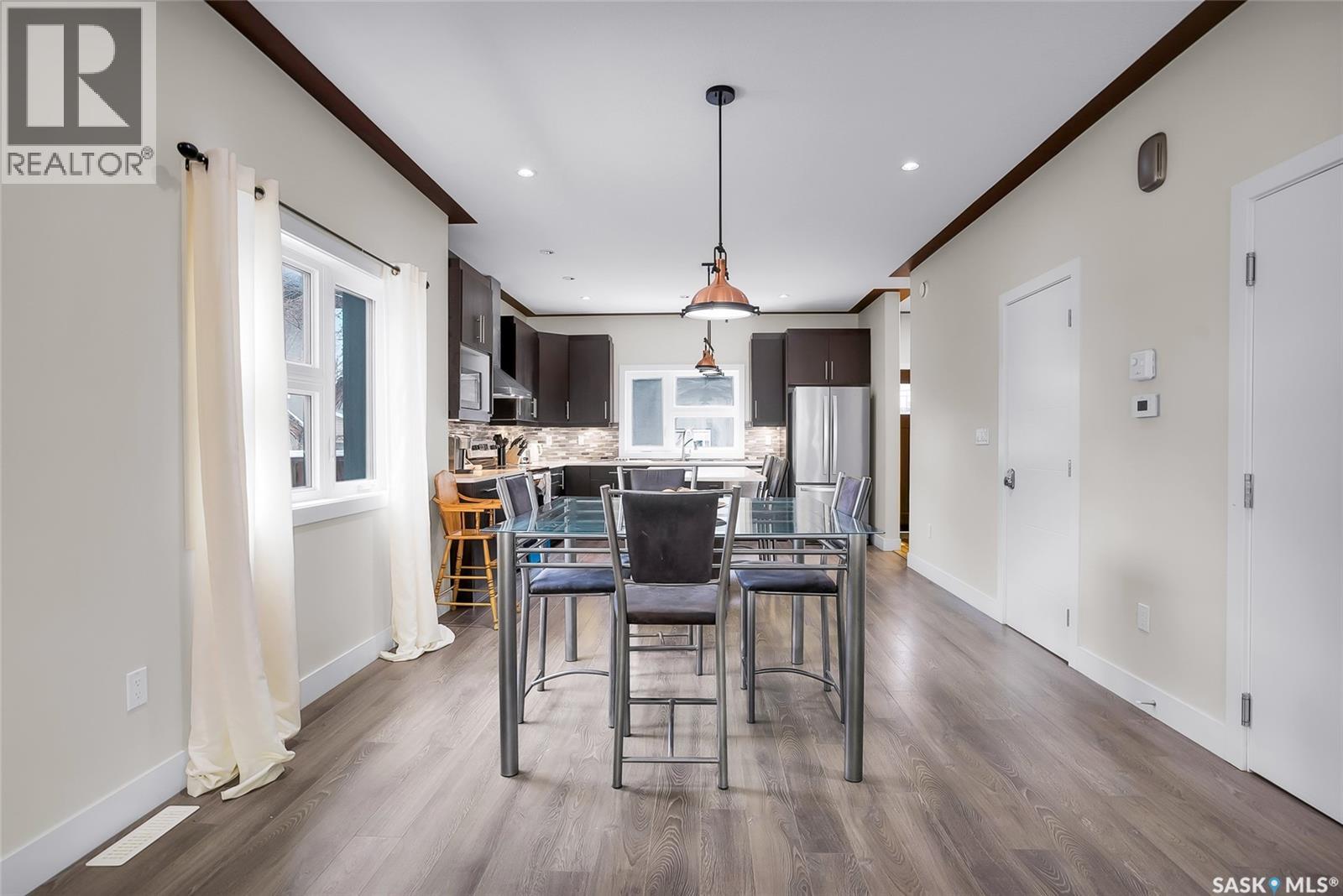 305 Clarence Avenue S, Saskatoon, Saskatchewan  S7N 1H5 - Photo 9 - SK034162