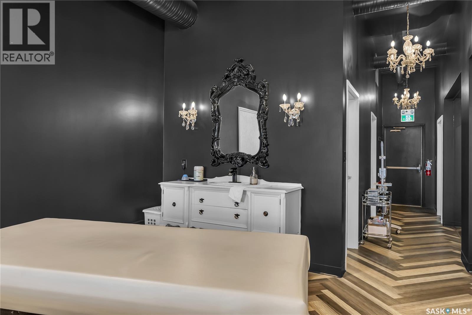 Reign Academy & Studios, Warman, Saskatchewan  S0K 4S2 - Photo 11 - SK034087