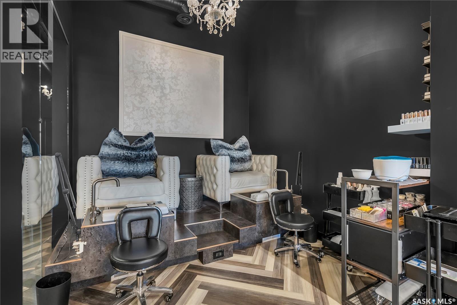 Reign Academy & Studios, Warman, Saskatchewan  S0K 4S2 - Photo 12 - SK034087