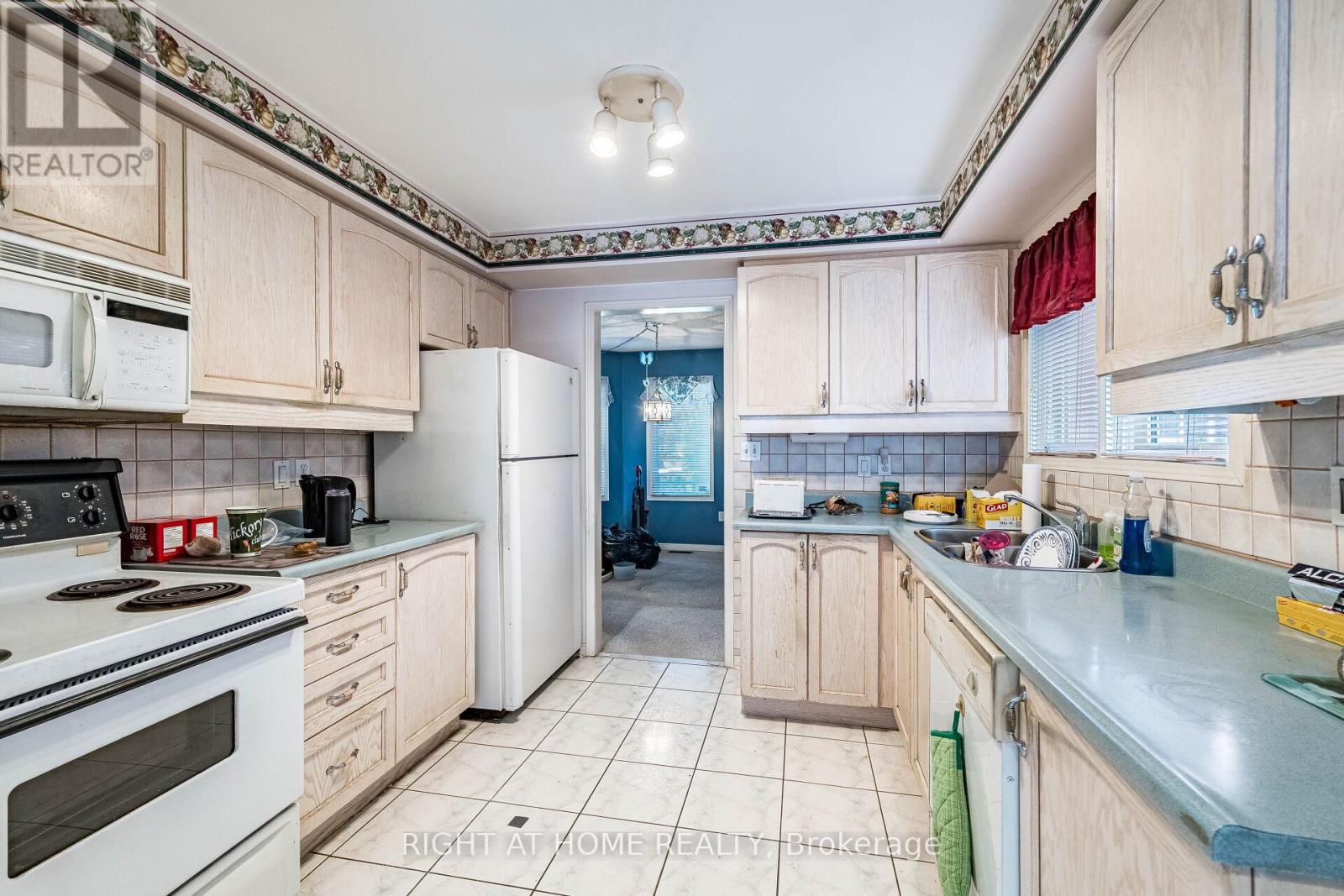 9 Woodstream Avenue, Brampton, Ontario  L6R 1N7 - Photo 15 - W13053748