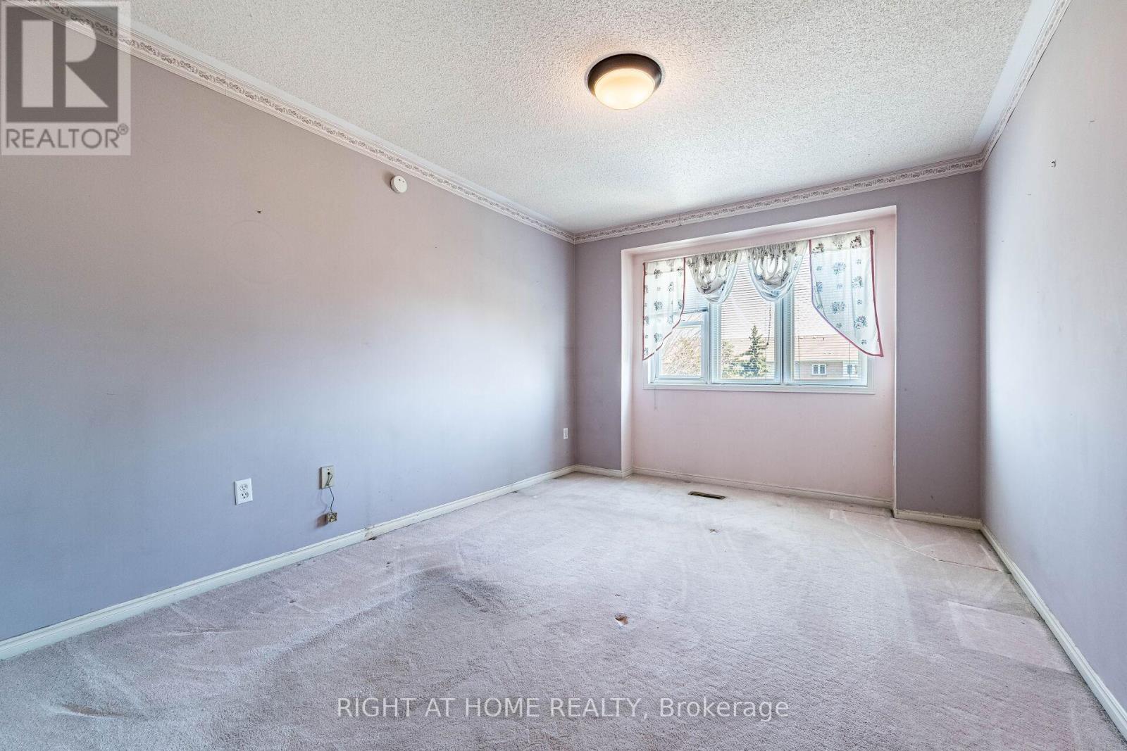 9 Woodstream Avenue, Brampton, Ontario  L6R 1N7 - Photo 17 - W13053748