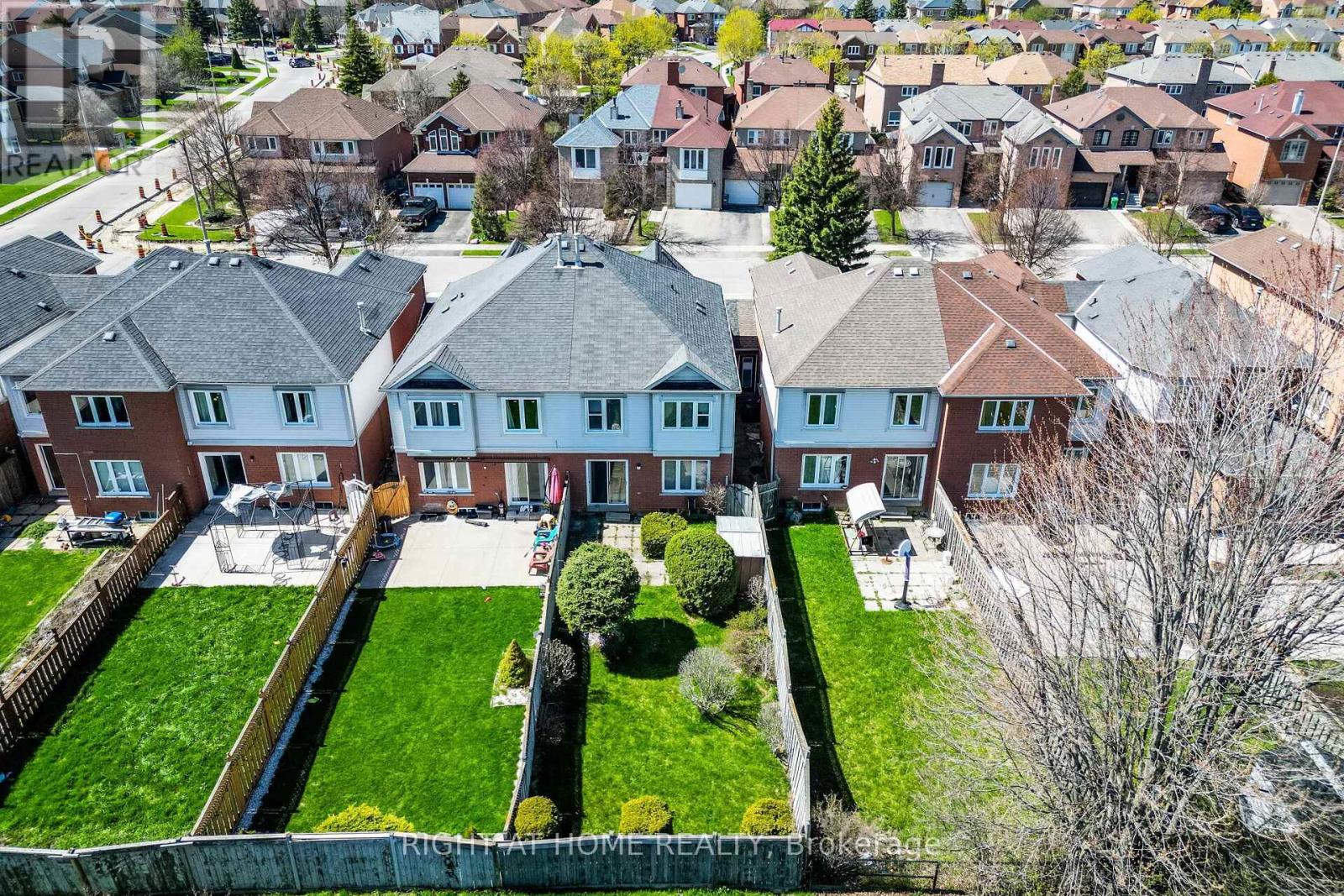 9 Woodstream Avenue, Brampton, Ontario  L6R 1N7 - Photo 33 - W13053748