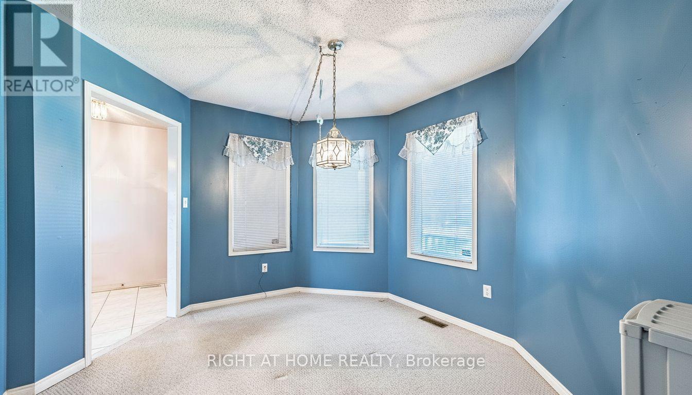 9 Woodstream Avenue, Brampton, Ontario  L6R 1N7 - Photo 8 - W13053748