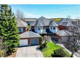9 WOODSTREAM AVENUE, Brampton, Ontario
