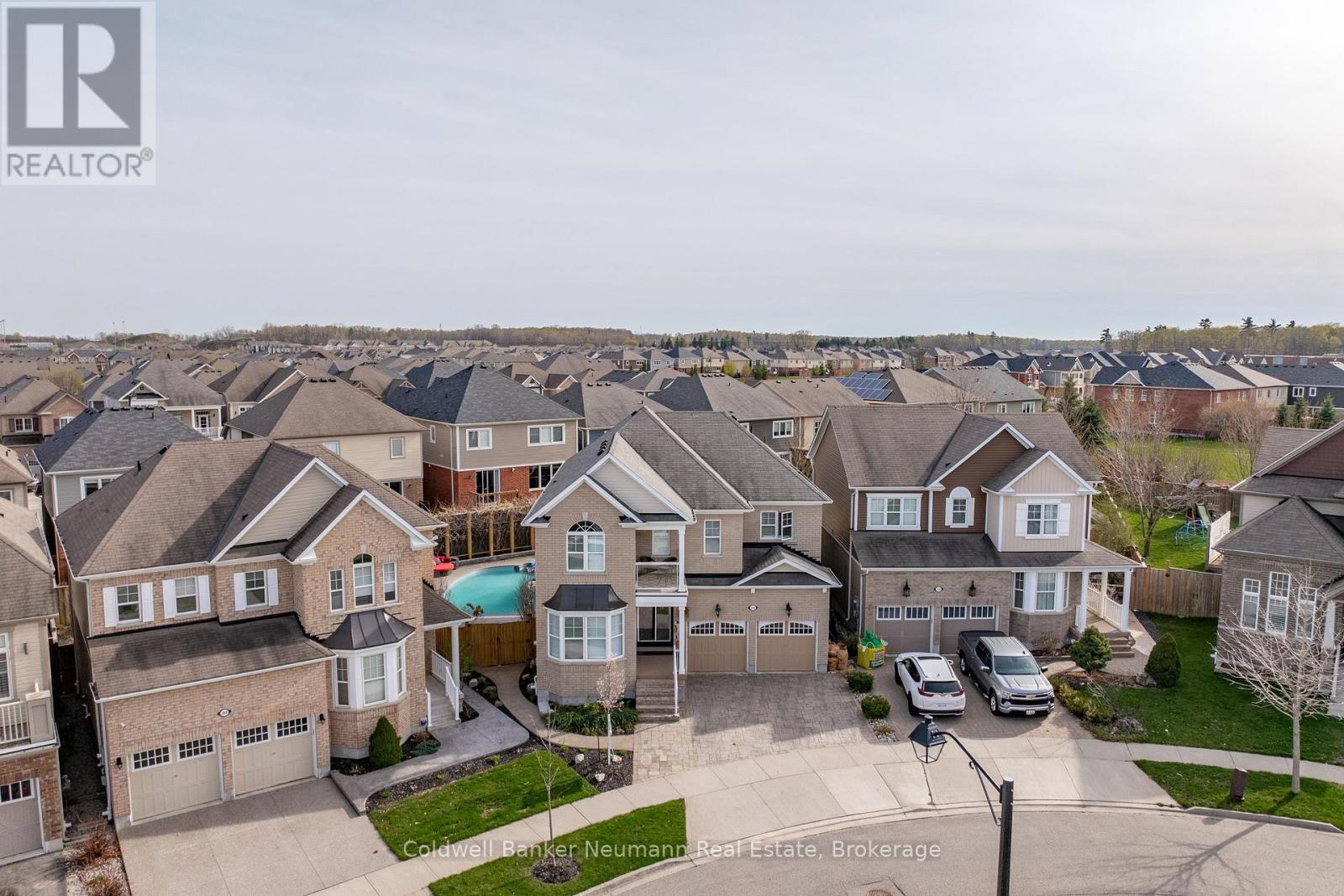 356 FALLING GREEN CRESCENT, Kitchener, Ontario