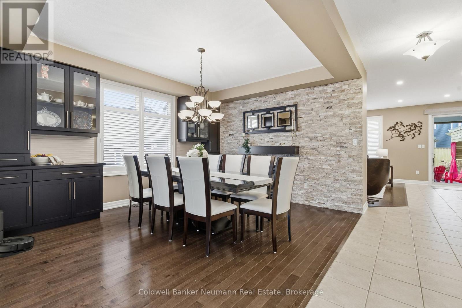 356 Falling Green Crescent, Kitchener, Ontario  N2R 0G4 - Photo 9 - X13052746