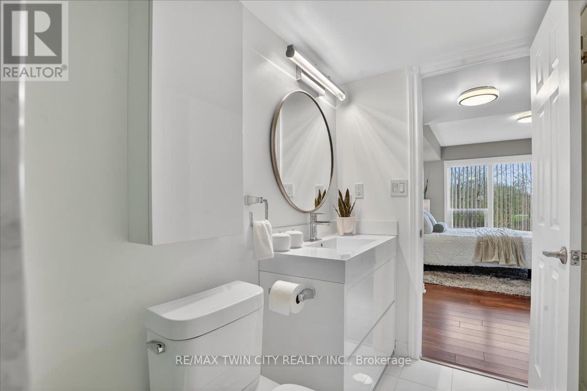 604 - 237 King Street W, Cambridge, Ontario  N3H 5L2 - Photo 33 - X13053664