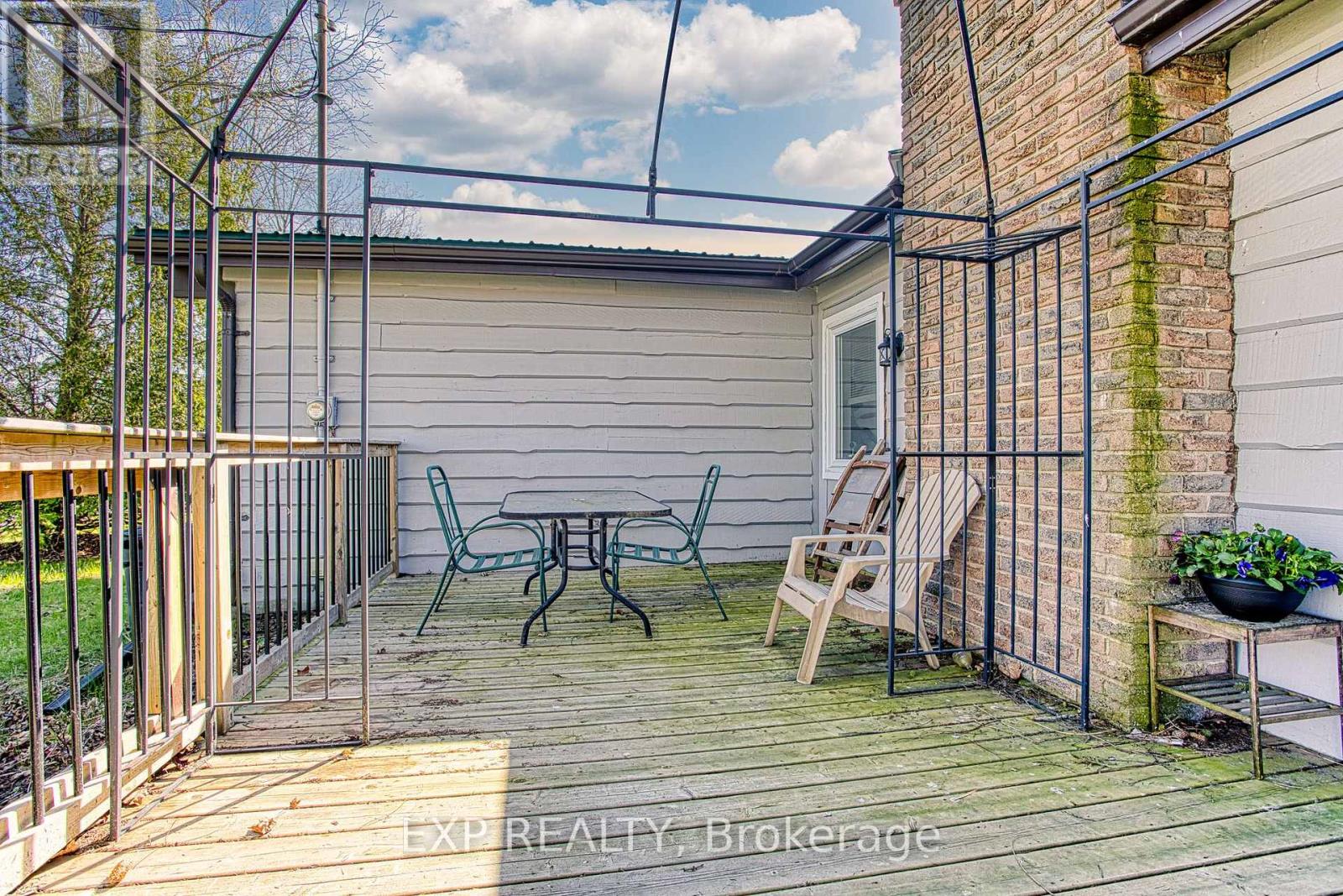 61 Cedar Street, Brant, Ontario  N3L 0A1 - Photo 14 - X13053702