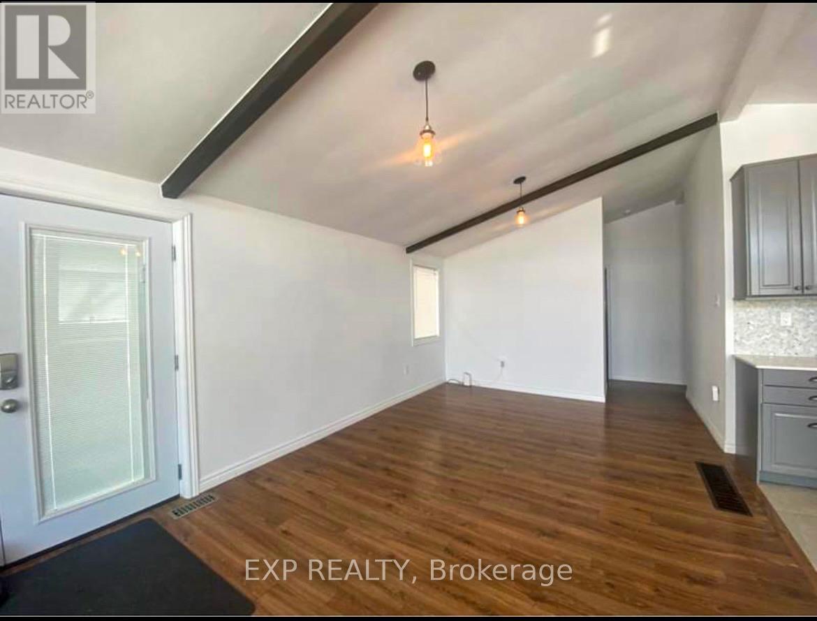 61 Cedar Street, Brant, Ontario  N3L 0A1 - Photo 3 - X13053702