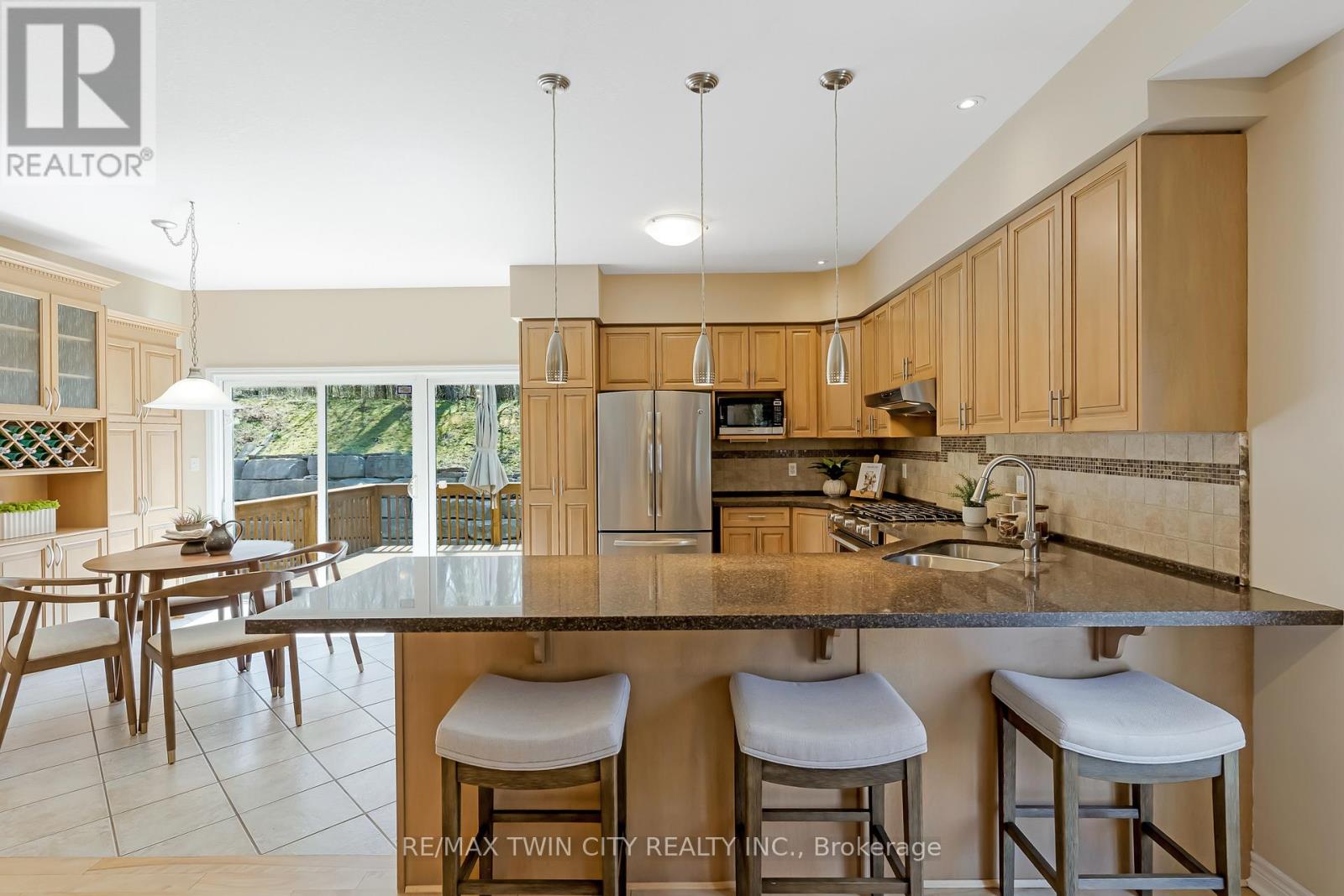 227 Chestnut Hill Crescent, Kitchener, Ontario  N2P 2X3 - Photo 13 - X13053764