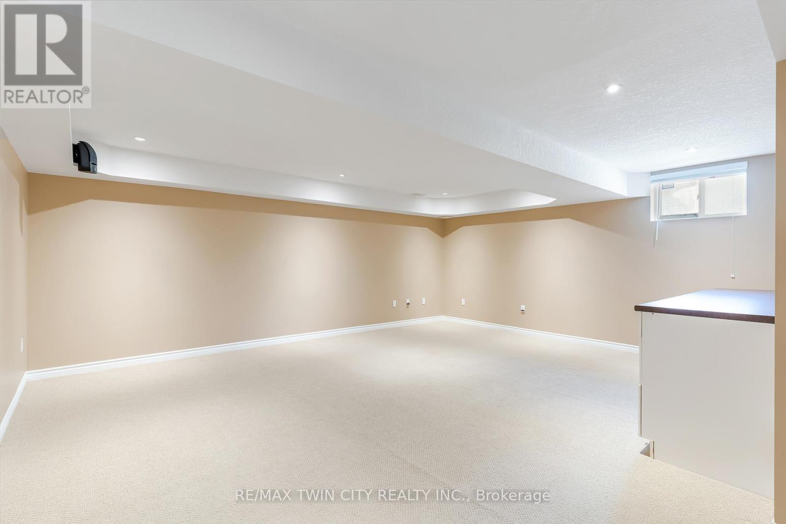 227 Chestnut Hill Crescent, Kitchener, Ontario  N2P 2X3 - Photo 30 - X13053764