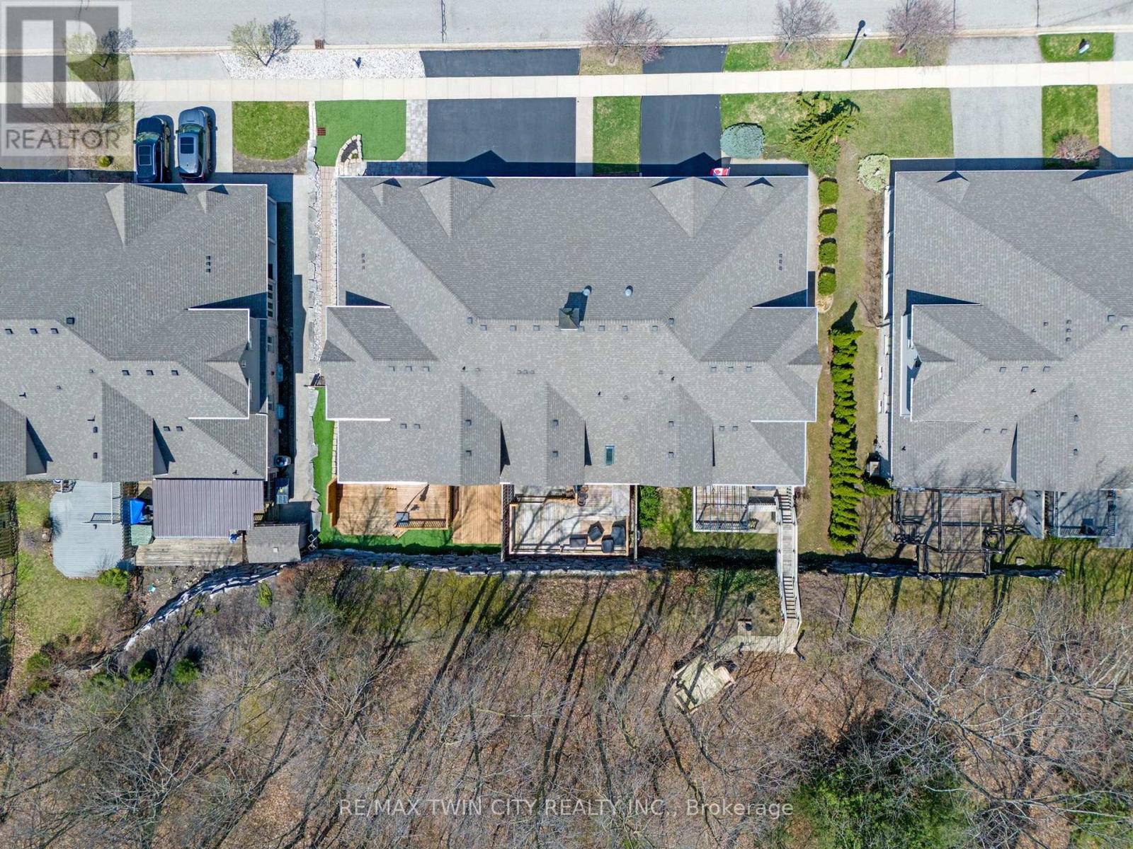 227 Chestnut Hill Crescent, Kitchener, Ontario  N2P 2X3 - Photo 39 - X13053764