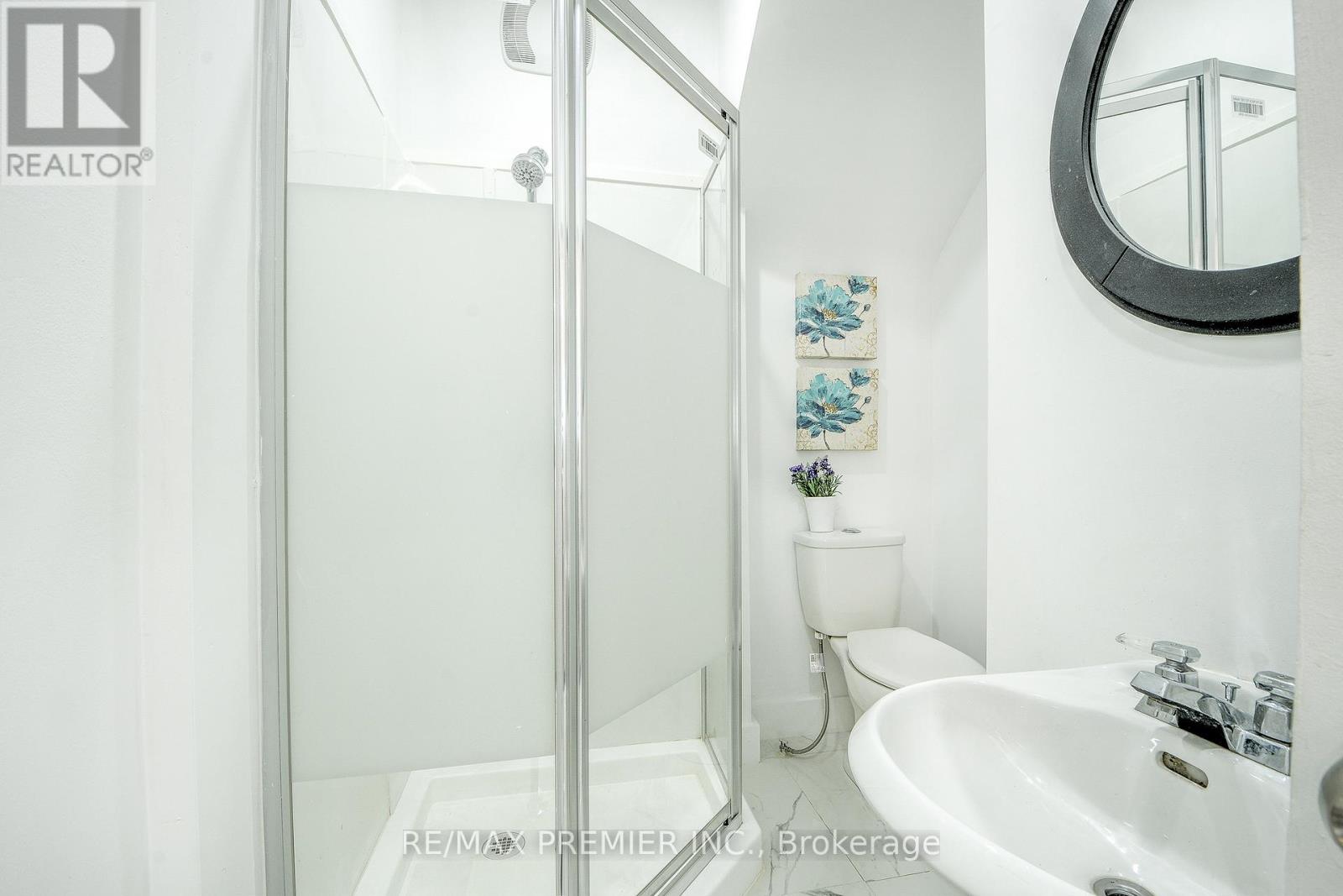 1467 Ouellette Avenue, Windsor, Ontario  N8X 1K1 - Photo 14 - X13053810