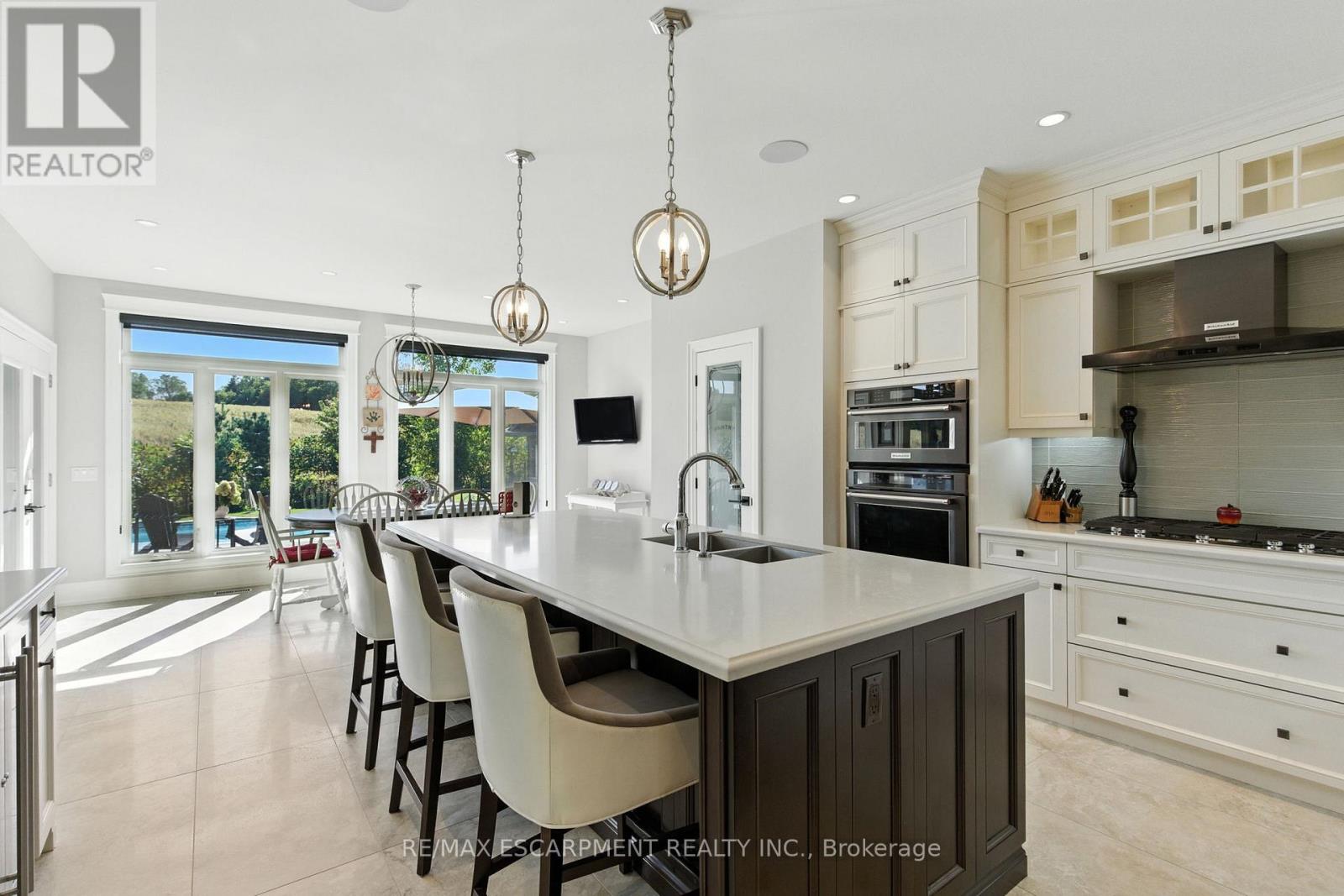 41 Shakespeare Road, Hamilton, Ontario  L9H 7R5 - Photo 12 - X13053834