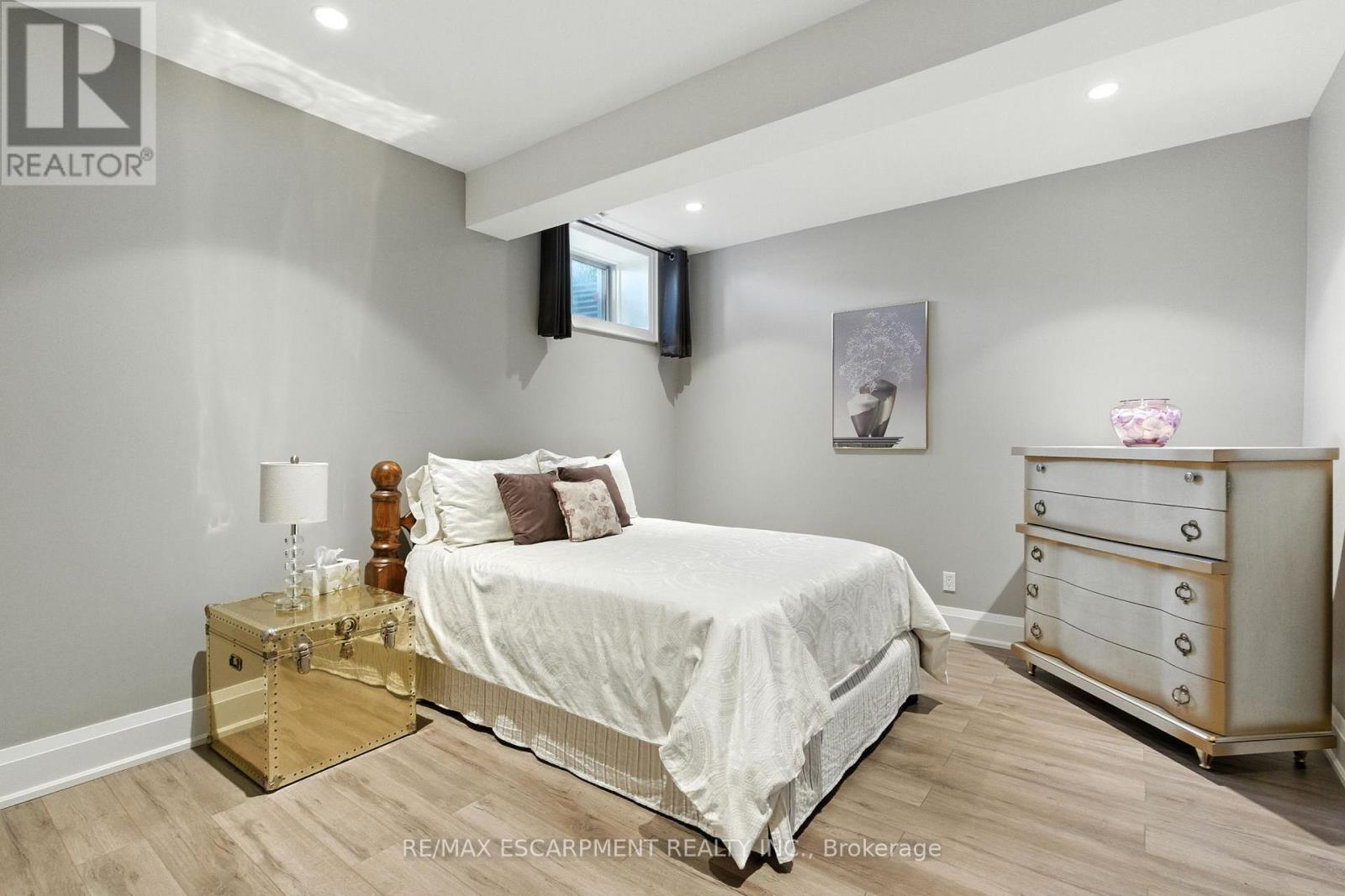 41 Shakespeare Road, Hamilton, Ontario  L9H 7R5 - Photo 39 - X13053834